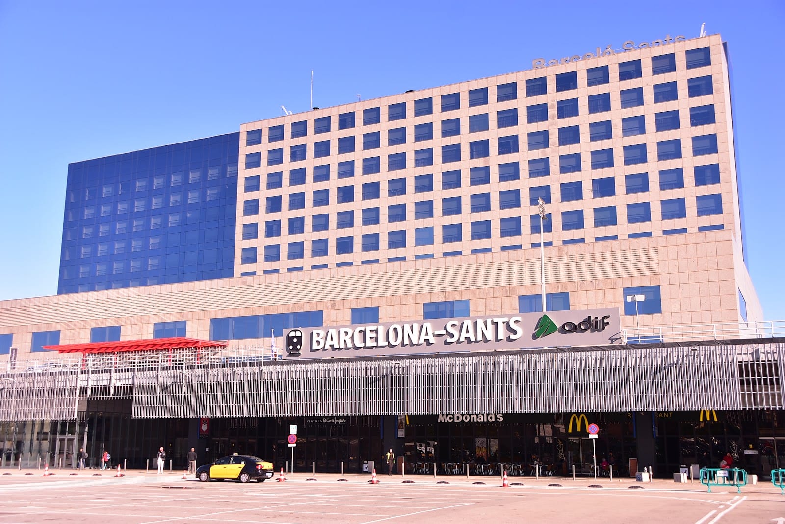 Barcelona-Sants, Barcelona