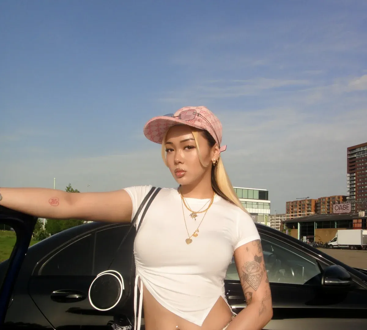 Bao G + Olivia Babe + Nila