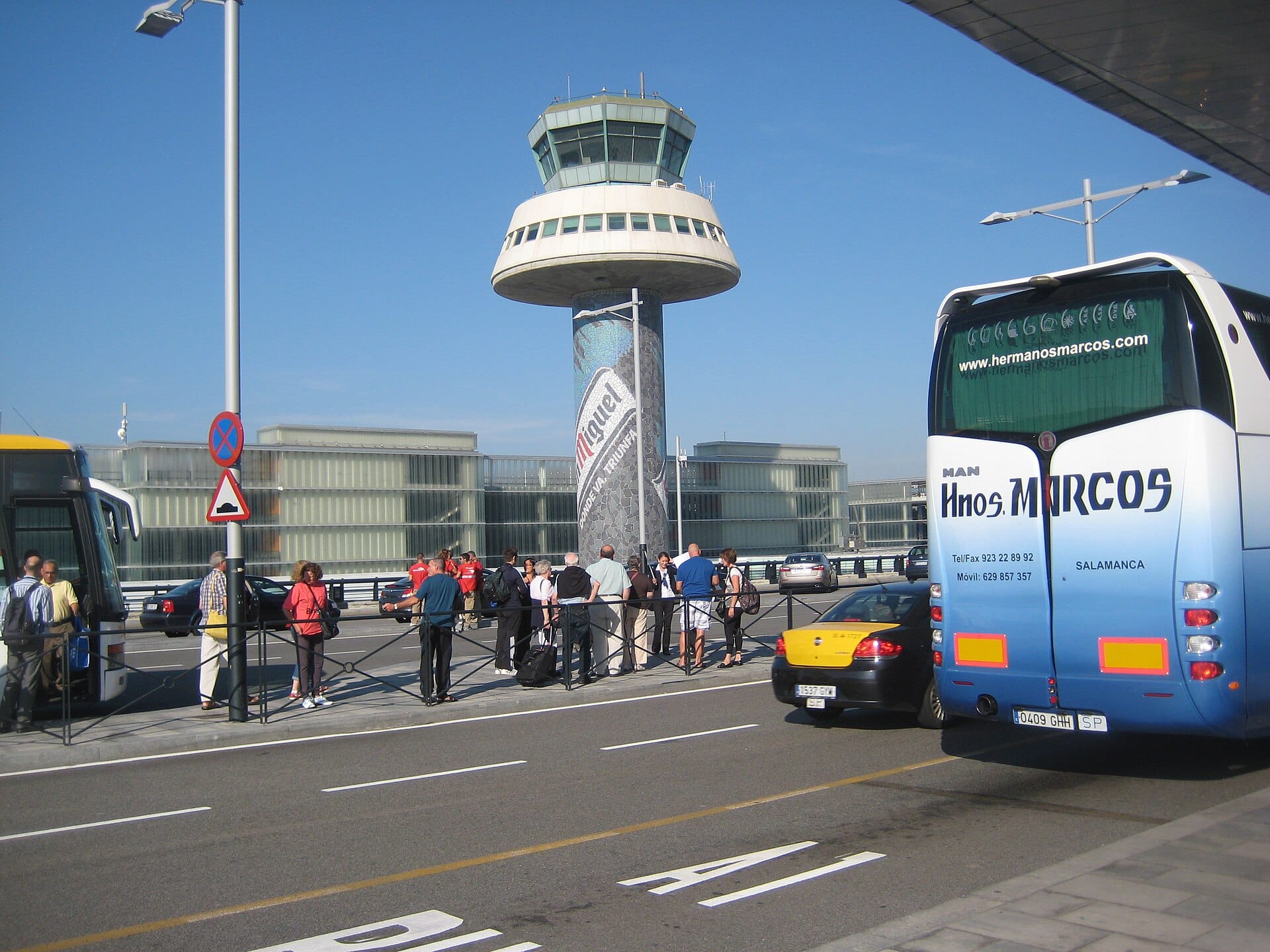 The control tower at Barcelona-El Prat Airport, Terminal 1