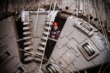L8 FGC Extension: Tunnel Boring Head Arrives at Gran Via