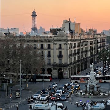Traffic travels along a major road in Barcelona province, where 34 people died in interurban road crashes by July 2026.