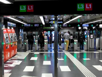 Catalunya Metro Link Reopens After Renovation