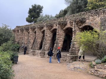 Park Güell hosts 'Decostumari' dance tribute for La Mercè