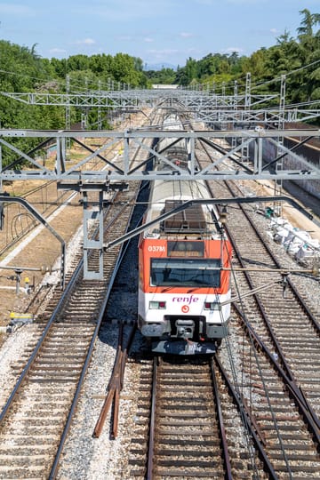 R2, R2Nord and R11 Rodalies Lines Cut by New Sinkholes