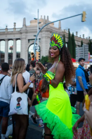 Rumba Tour Festival Celebrates Catalan Roots in Plaça de Catalunya