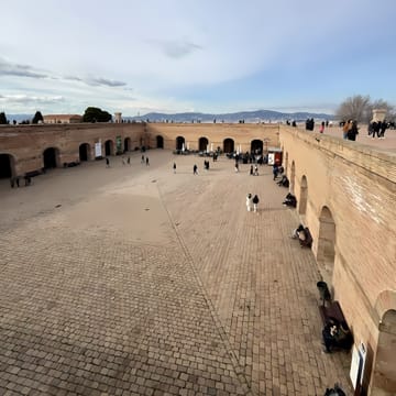 ERC and Junts honour Companys amid election tensions