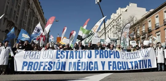 Catalan Doctors Strike: Union Demands End to 24-Hour Shifts