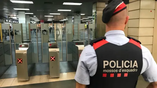 800 Officers Deploy in Barcelona Crime Crackdown