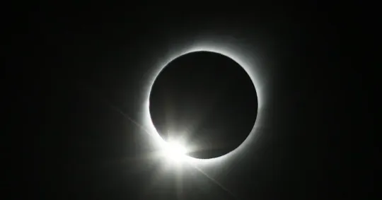 2026 Solar Eclipse: Catalan Government Unveils Safe Viewing Areas for 85,000 Spectators