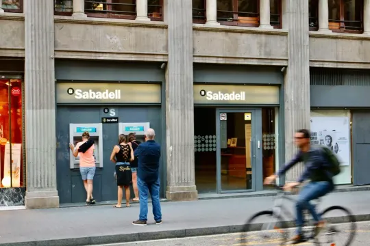 Nationwide Payment Chaos as Redsys Outage Halts Card and Bizum Transactions Across Spain
