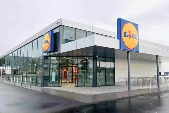 Shops and Supermarkets Open in Barcelona and Catalunya This 11 September