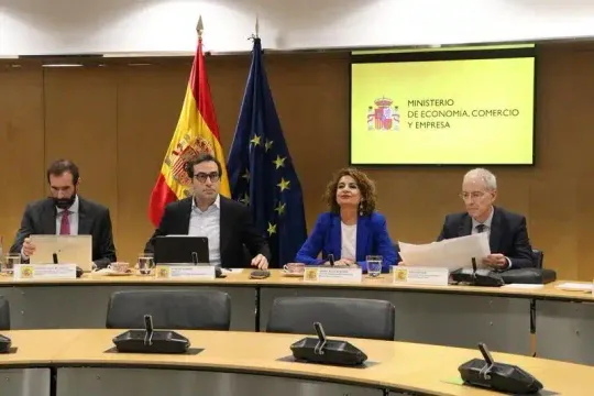 Spain Plans Economic Aid Amid Middle East War Impact
