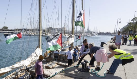 Activistes de la Flotilla denuncien "segrest" i "brutalitat" d'Israel en arribar a Barcelona