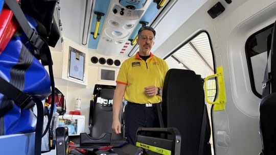 Noves ambulàncies reforcen l'atenció sanitària al sud metropolità de Barcelona