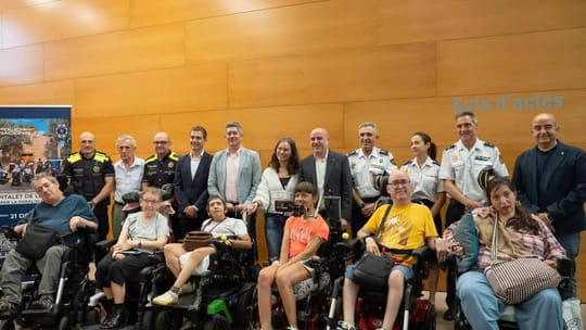 L'Hospitalet corre por la parálisis cerebral en una carrera solidaria