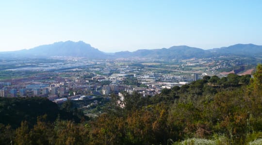 Five arrested over fake dental clinics in Baix Llobregat