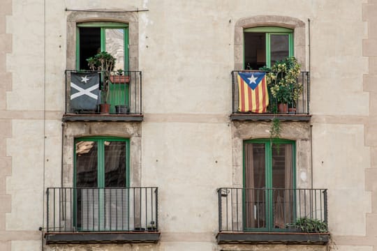 La Mina Residents Reoccup Evicted Flats Amidst Ongoing Displacements