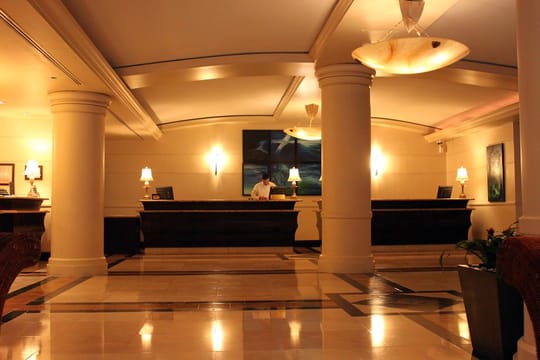 Barcelona hotel desk staff offered restaurant rewards