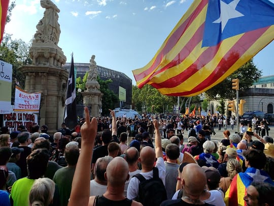 Illa urges Junts to back Catalonia funding deal
