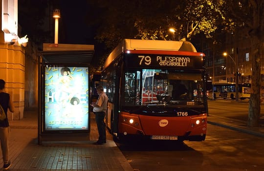 TMB adds 358 summer staff for bus and metro
