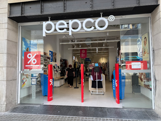 Exterior view of the new Pepco store on Pelai street in central Barcelona, showing its prominent storefront near Plaça de Catalunya.