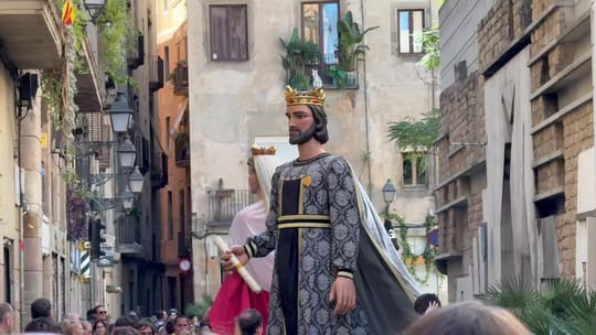 La Mercè 2026 kicks off with giants and beasts parade