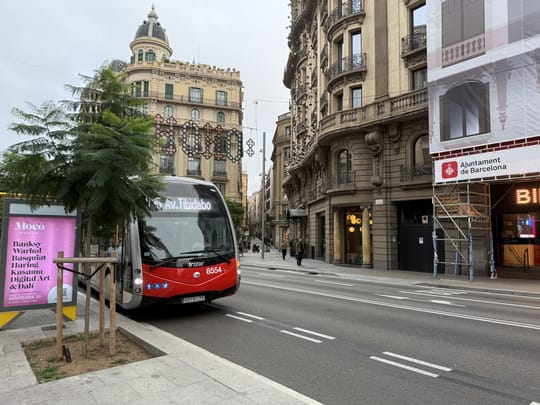 TMB bus drivers will strike on Tuesday