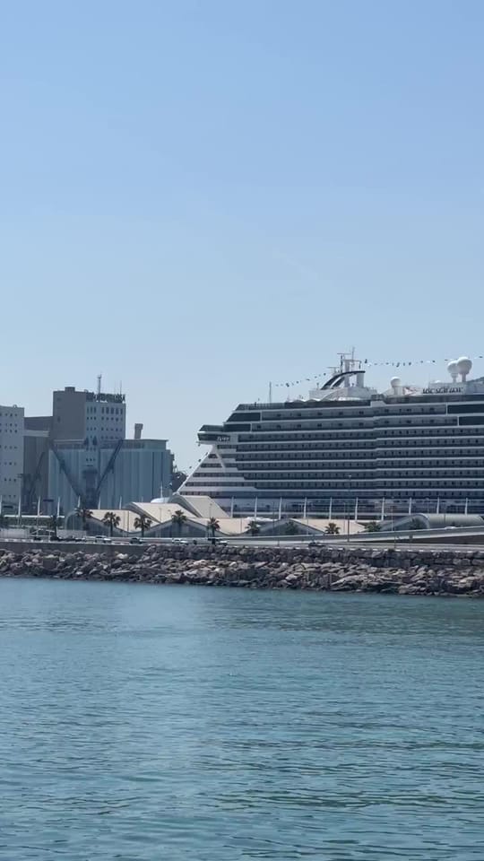 Barcelona backs €12 cruise stopover tax by 2027