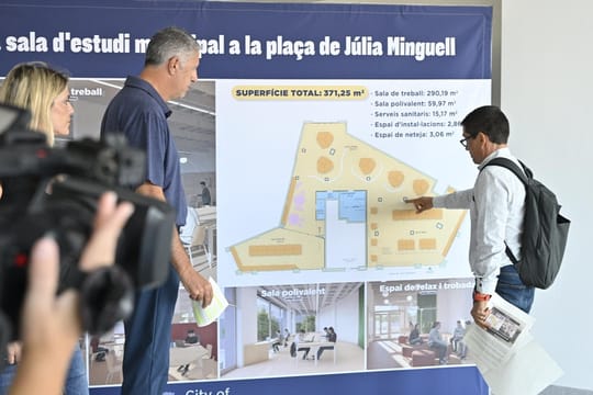 Badalona Begins Work on AI Study Room