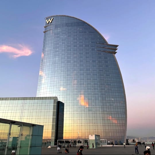 Barcelona hotel prices range from €70 to over €500
