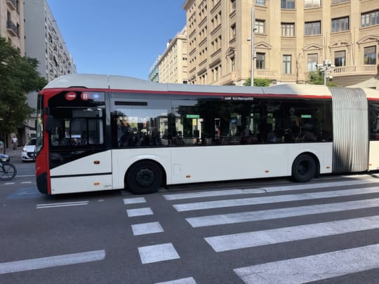 Barcelona Buses at Record Low Speed