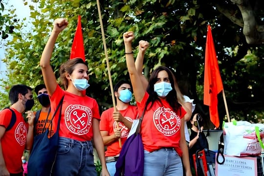 Tenants' Union Rally to Block Eviction in Sant Andreu