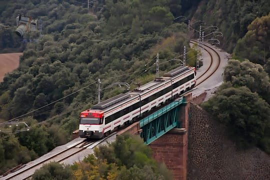Copper thefts disrupt R3 as rail cases rise