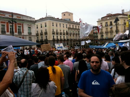 Housing Protests Spread as Spain Awaits Rent Vote