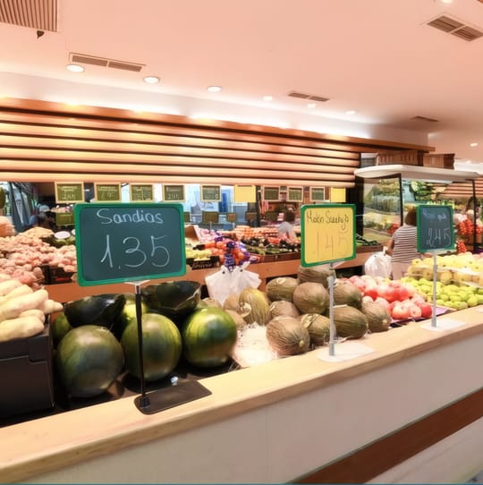 Bellvitge Market Vendors Protest Rain Damage