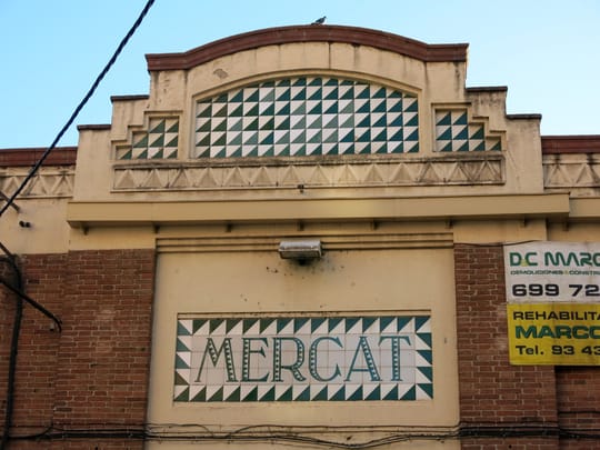 Man Arrested Over Spate of Shop Robberies Near Sagarra Market