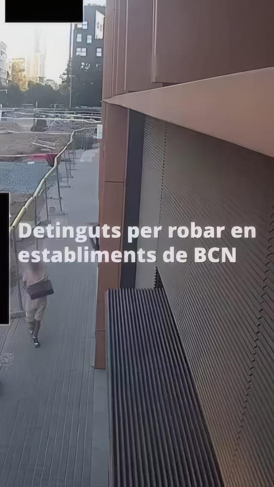 Two men arrested over four Poblenou break-ins