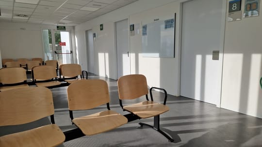 Staff at La Sagrera Health Centre Denounce Overload