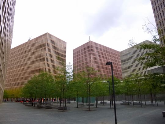 Two Suicides Precede Protest Over Evictions in L'Hospitalet