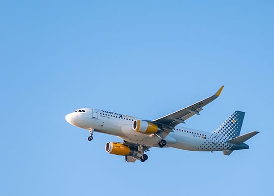 Vueling Plane Makes Emergency Landing in Barcelona