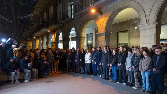 Manlleu Fire Victims Honoured in Emotional Minute of Silence
