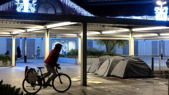 Sant Antoni Market Homeless Tents Removed After Report