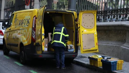 L’Hospitalet Post Office Crisis Worsens: Unions Warn of Delivery Chaos Before 5 December Deadline