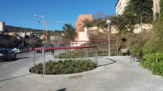 Via Augusta Overhaul Delivers New Pedestrian Zone