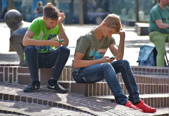 Catalonia Moves to Regulate Screen Use for Minors