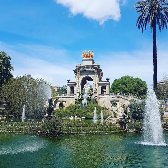 Barcelona Fountain and Graffiti Contracts Spark Rivalry