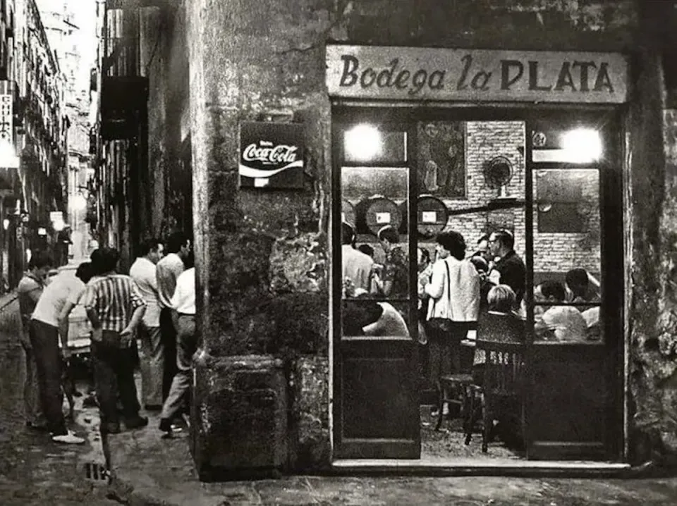 Barcelona’s Historic ‘Elephant Trail’ Pub Crawl Route Mapped