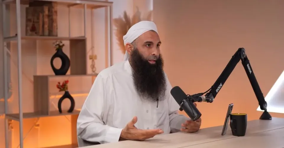 Islamic Influencers Reach Young Muslims in Catalonia