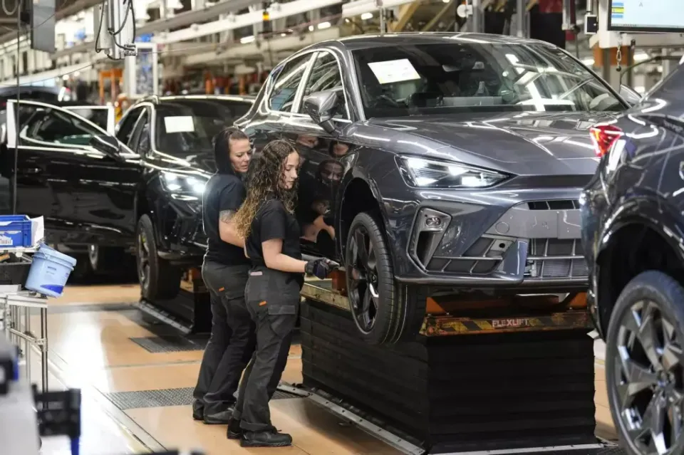 Catalan Economy Grows 2.4%, Beats EU Average