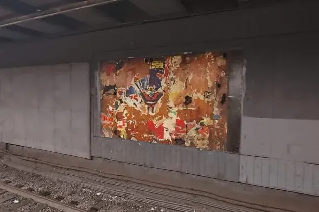 Mazinger Z poster surfaces in Barcelona metro